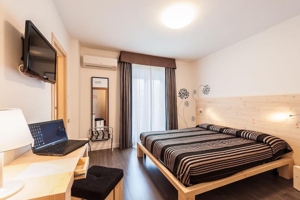 Hotel Al Sorriso Greenpark & Wellness 레비코온천 외부 사진