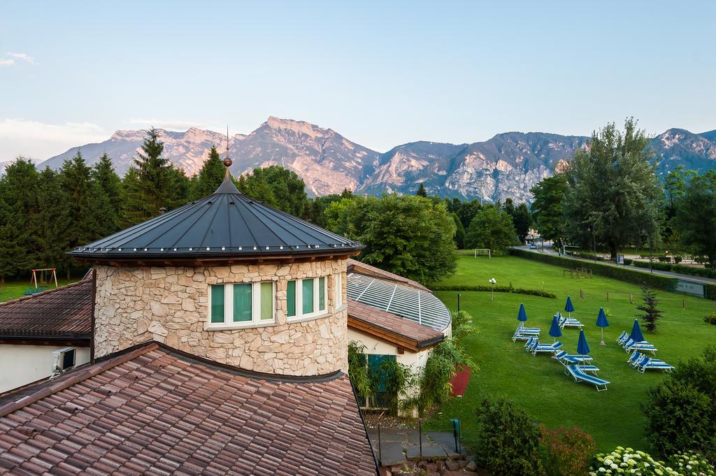 Hotel Al Sorriso Greenpark & Wellness 레비코온천 외부 사진